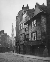 Drury Lane, Blick nach Süden und zeigt den Kirchturm von St. Mary-le-Strand, ca. 1876